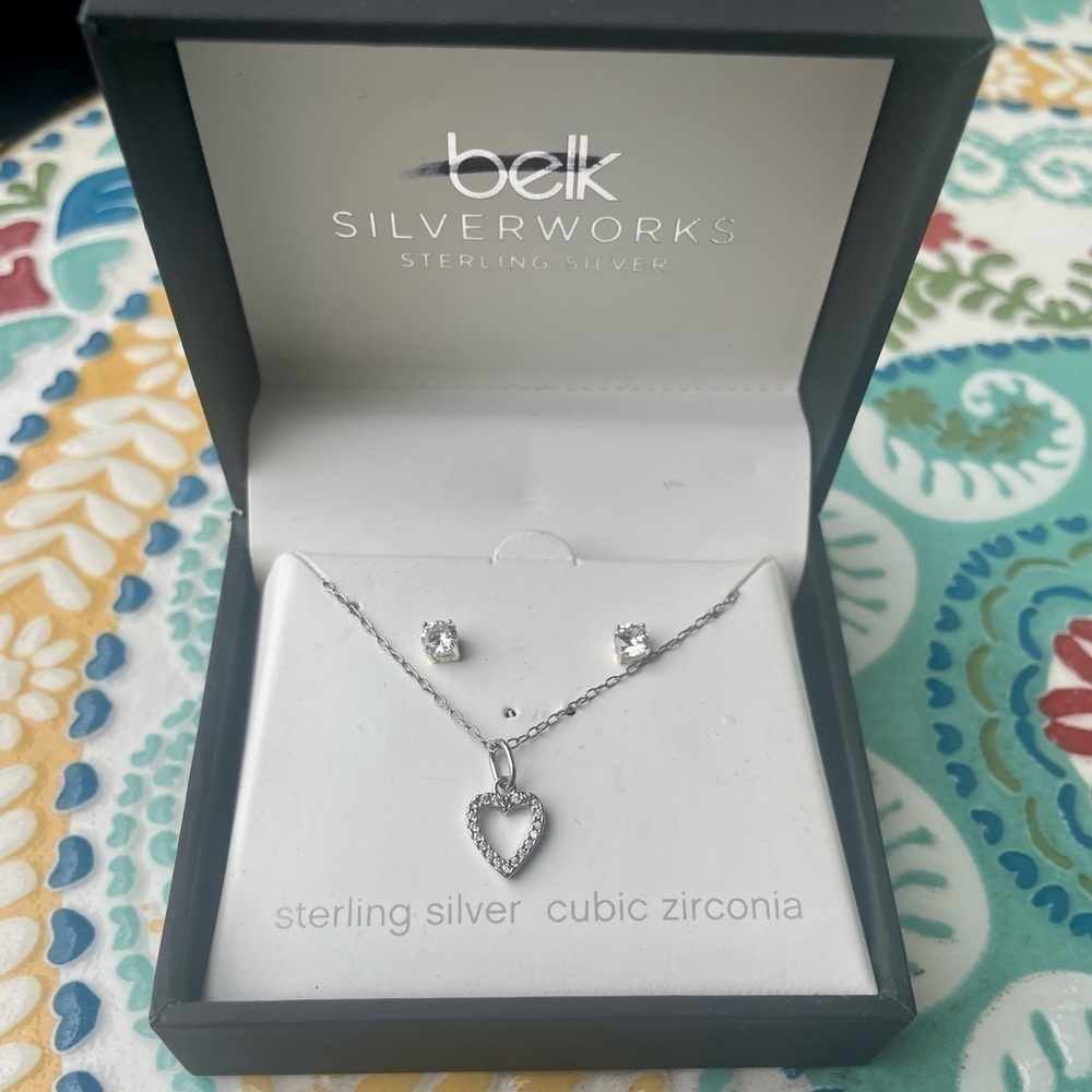 Sterling Silver & Cubic Zirconia 💕 Heart Necklace with earrings - Picture 6 of 10
